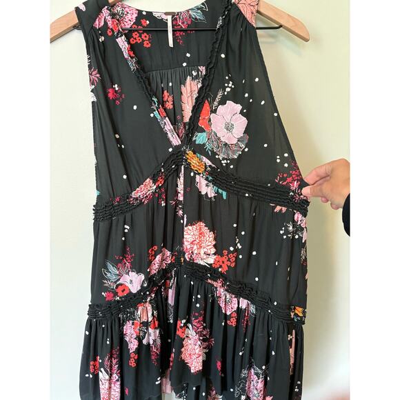 Free People Floral Tiered Tunic Tank Top Small Sleeveless V Neck - Picture 3 of 9